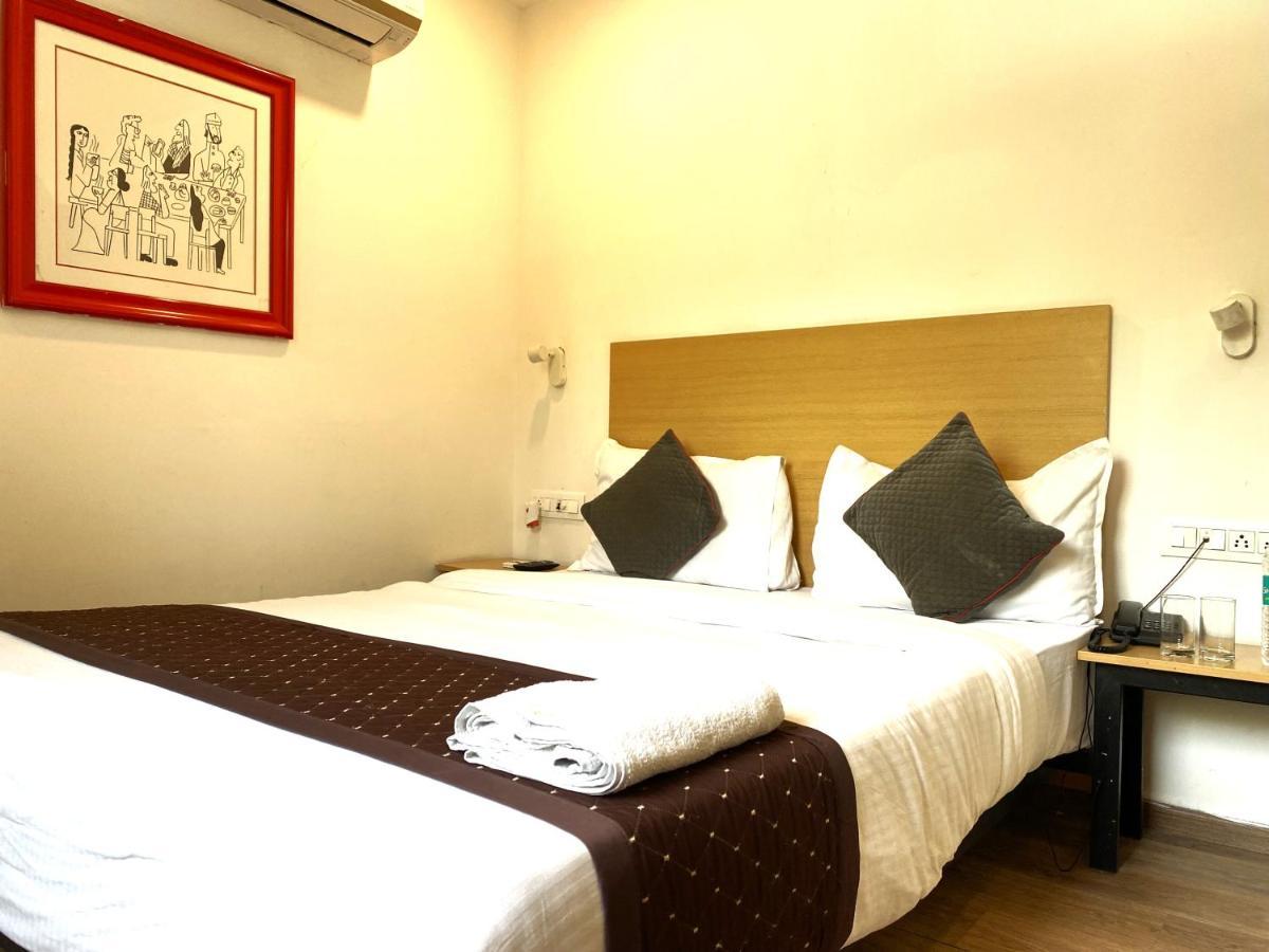 ניו דלהי Qotel Hotel Ip Residency East Delhi Preet Vihar מראה חיצוני תמונה