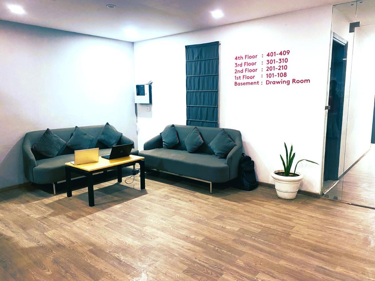 ניו דלהי Qotel Hotel Ip Residency East Delhi Preet Vihar מראה חיצוני תמונה
