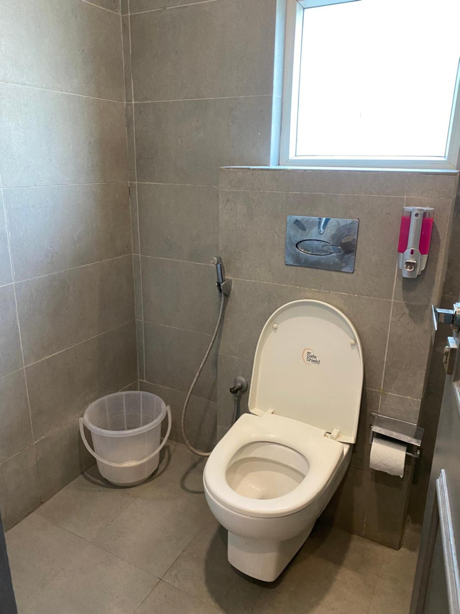 ניו דלהי Qotel Hotel Ip Residency East Delhi Preet Vihar מראה חיצוני תמונה